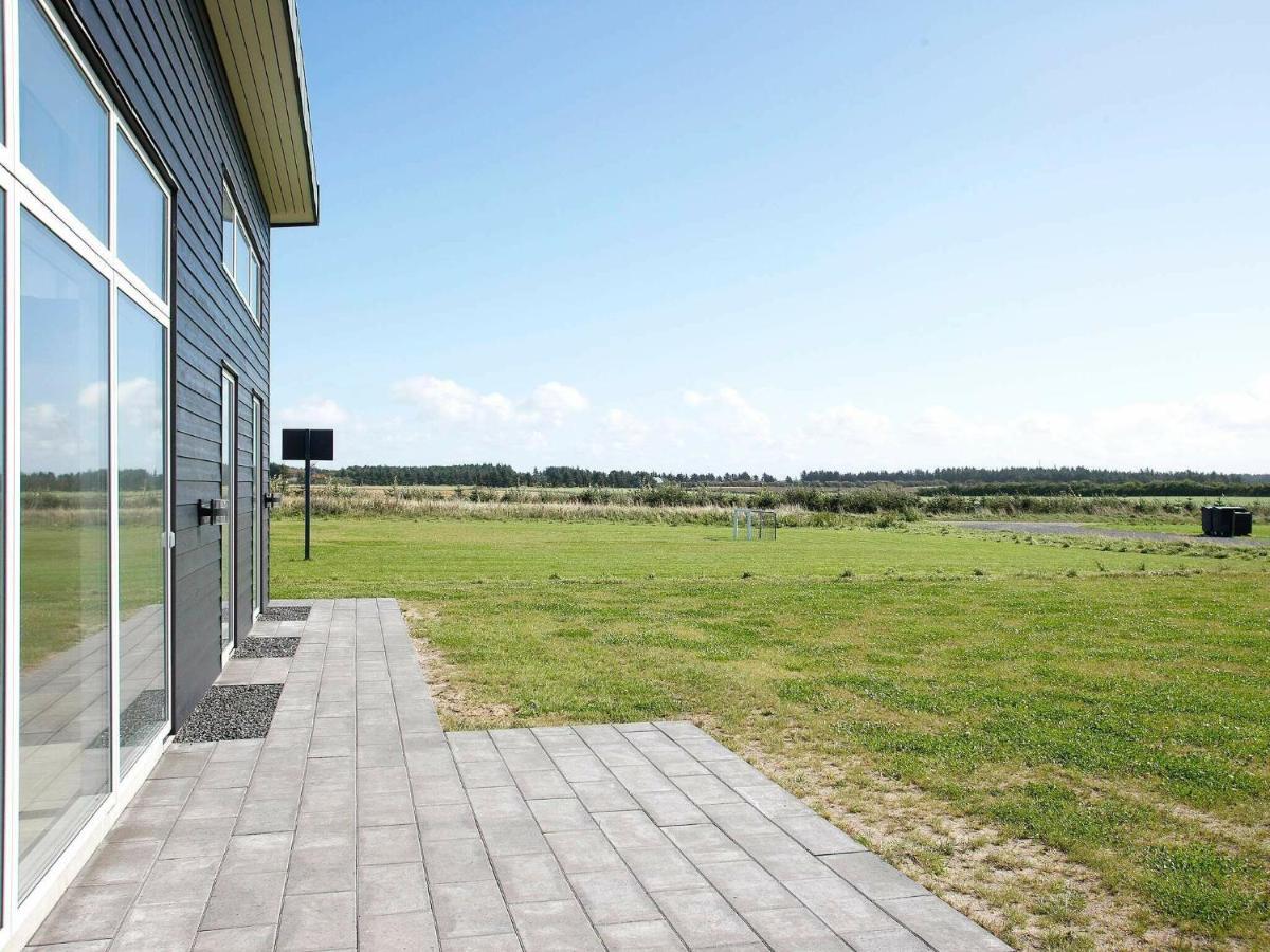 Five-Bedroom Holiday Home In Lokken 3 Exterior foto